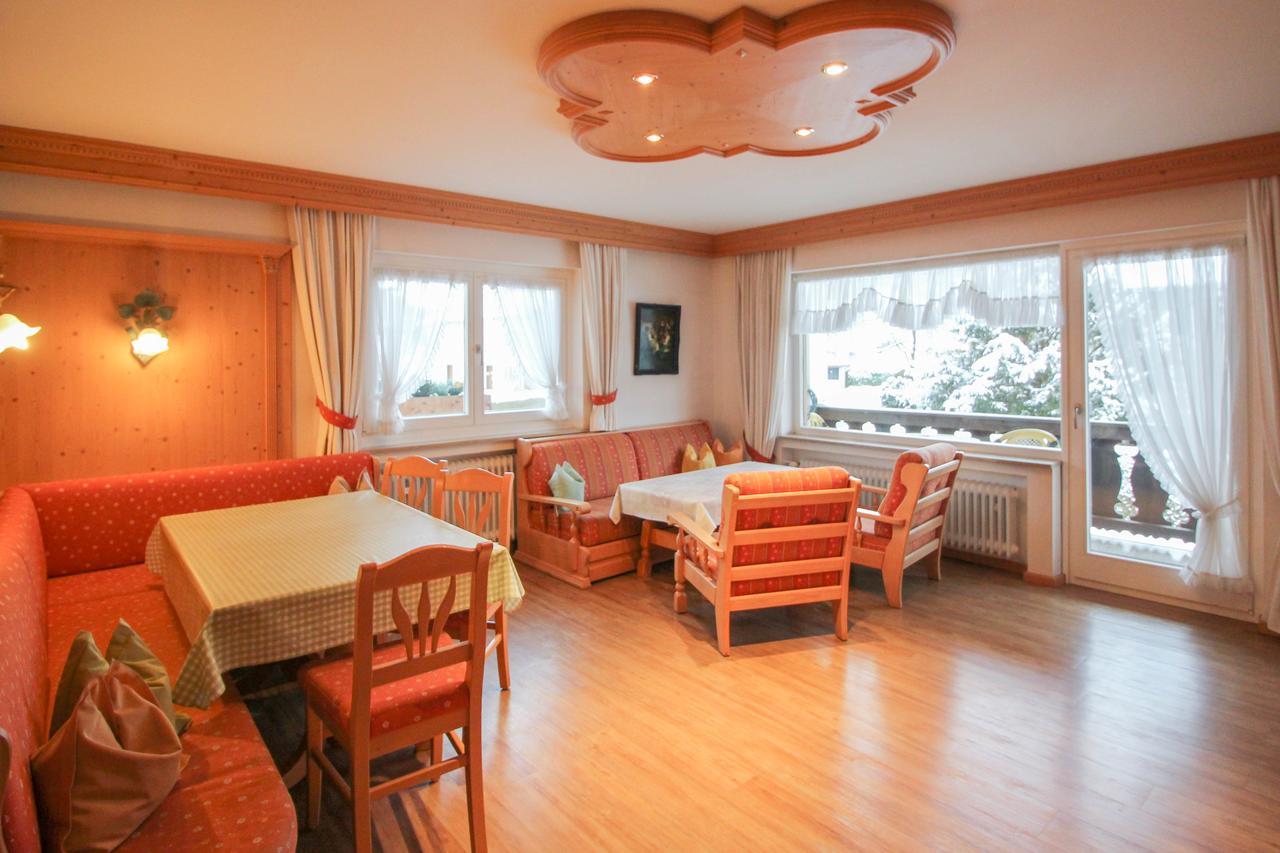 Apartments- Und Ferienhaus Anton Гарміш-Партенкірхен Екстер'єр фото