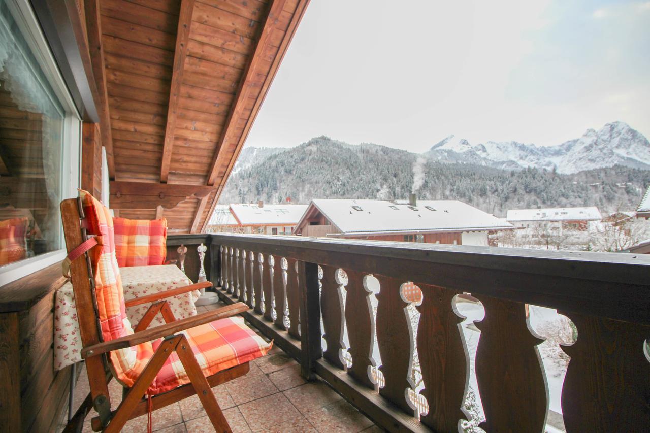 Apartments- Und Ferienhaus Anton Гарміш-Партенкірхен Екстер'єр фото