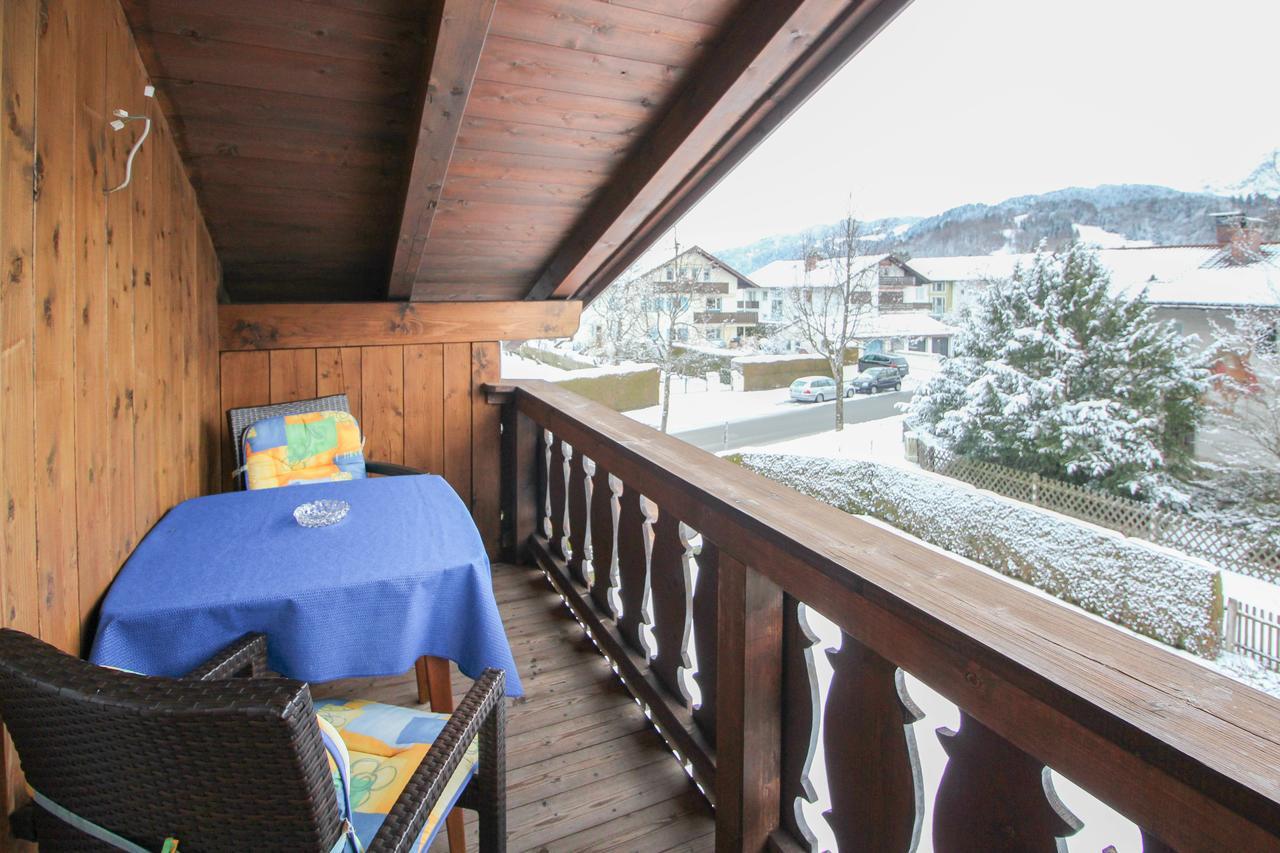 Apartments- Und Ferienhaus Anton Гарміш-Партенкірхен Екстер'єр фото